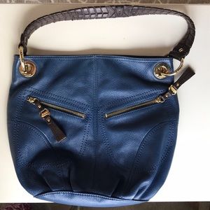 B Makowsky genuine leather shoulder bag.